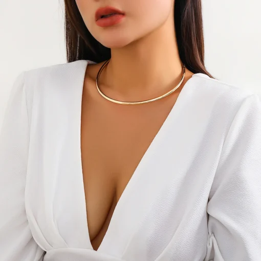 Simple torque choker necklace